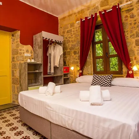Attiki Bed & Breakfast *