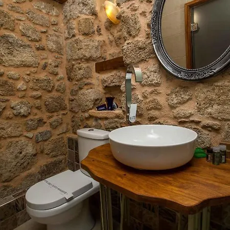 לינה וארוחת בוקר Attiki