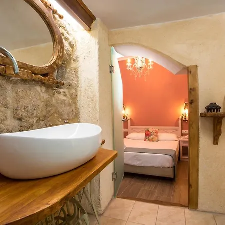 Attiki Couette-café