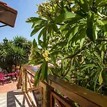 Attiki 3*