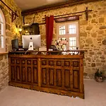 Bed & Breakfast Attiki 3*
