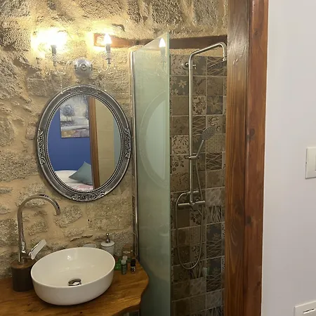 Attiki 3*